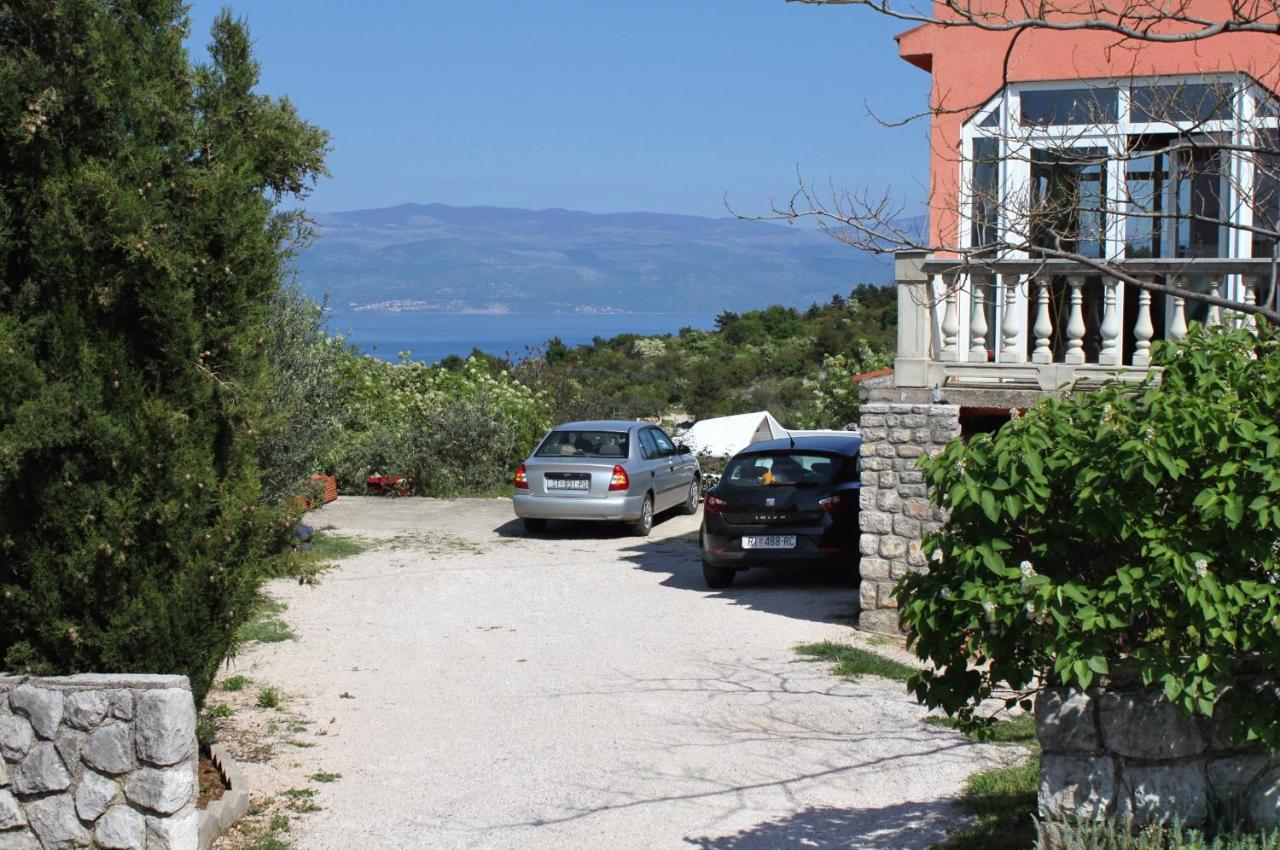 Apartments With A Parking Space Vrbnik, Krk - 429 Dış mekan fotoğraf